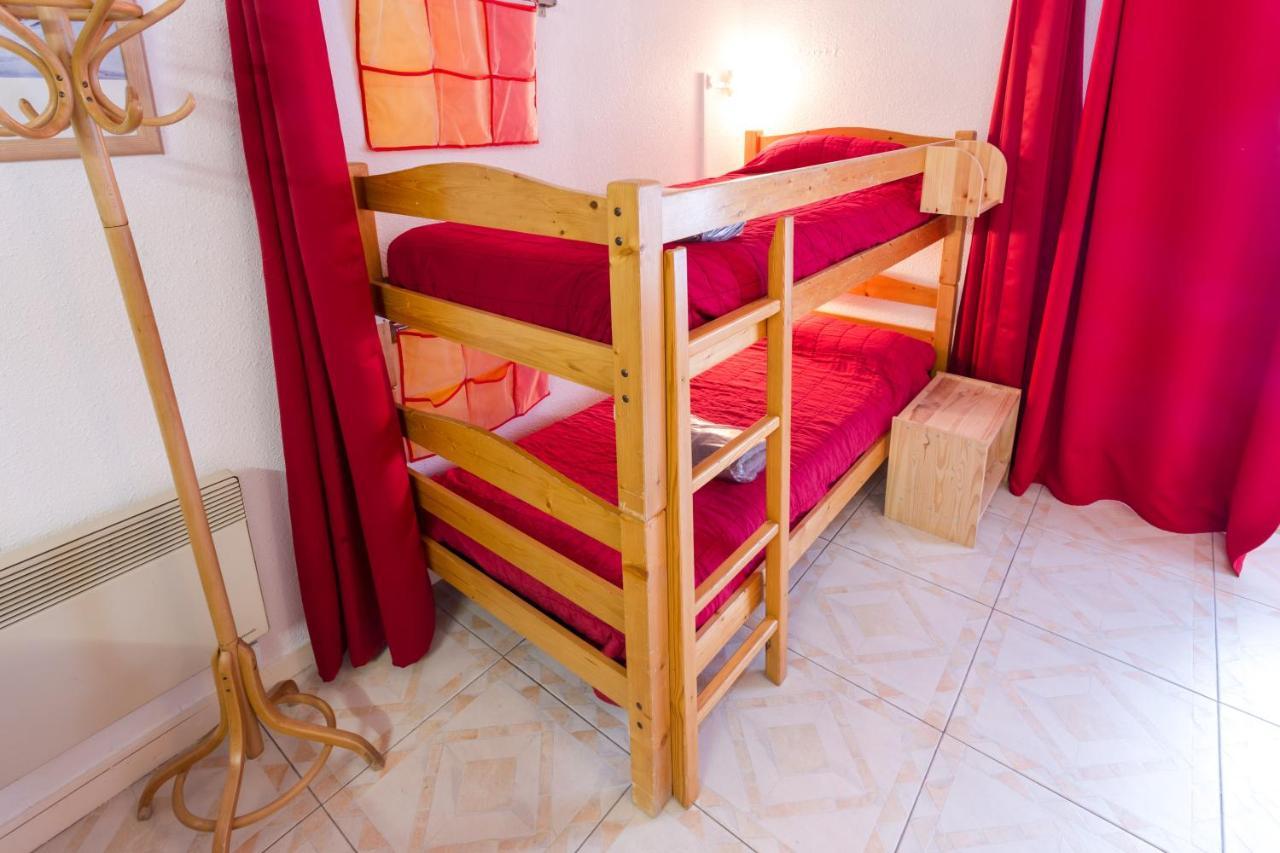 Velasquez Pedrous Apartamento
